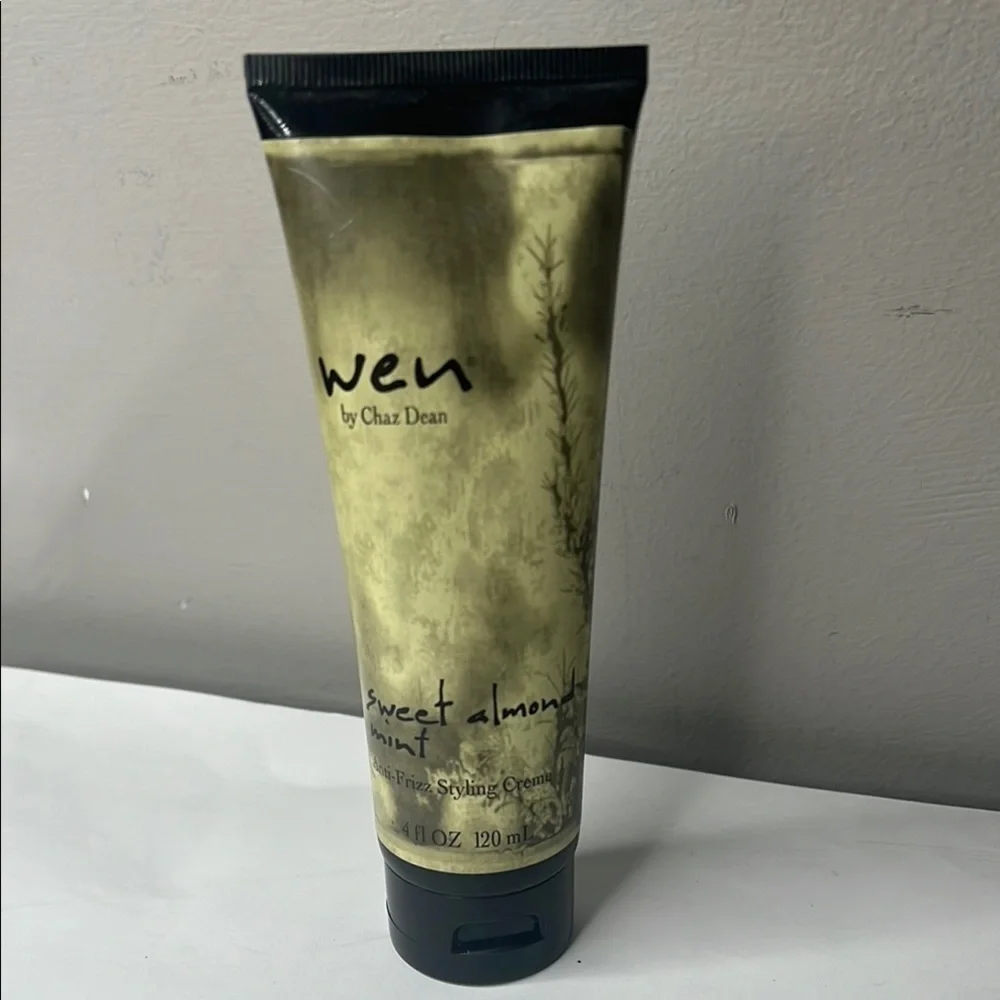 WEN Sweet Almond Mint Anti Frizz Stlying Crème 4fl oz Full Size